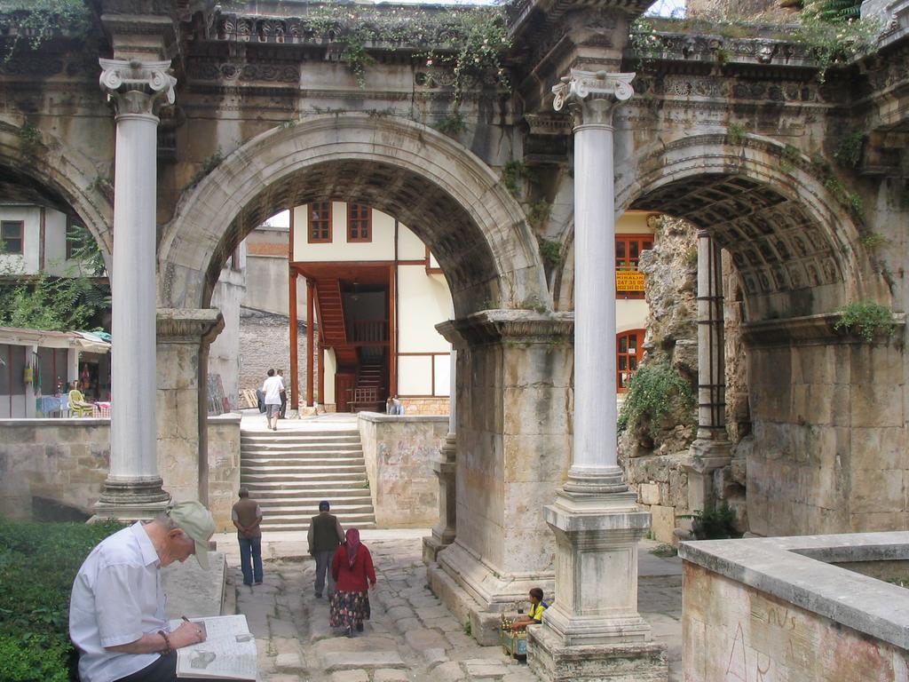 Ersoy Efe Pansiyon Αττάλεια Εξωτερικό φωτογραφία
